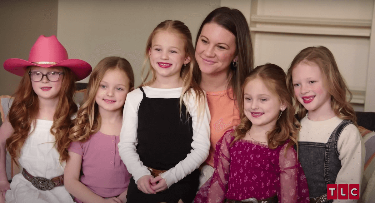 Danielle Busby of 'OutDaughtered' poses with her five quints