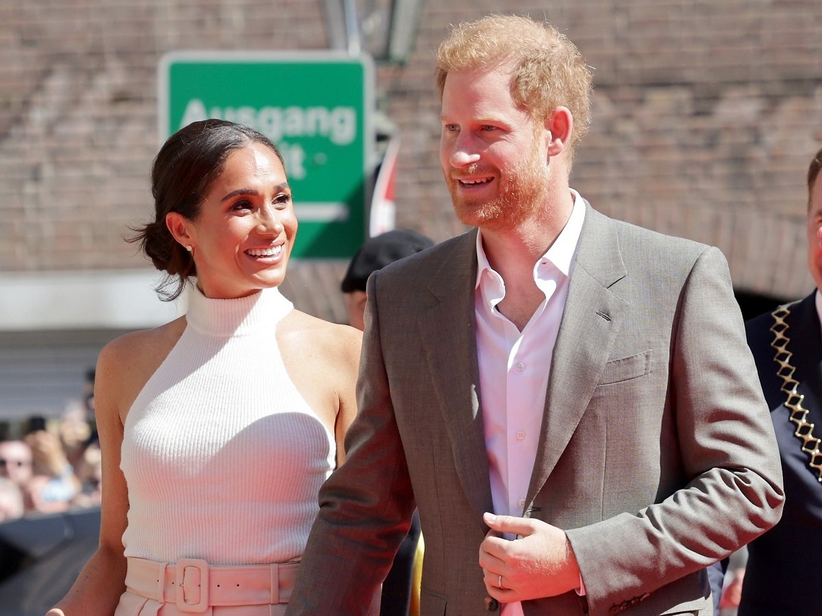 Meghan Markle and Prince Harry arrive at the town hall during the Invictus Games Dusseldorf, Germany events