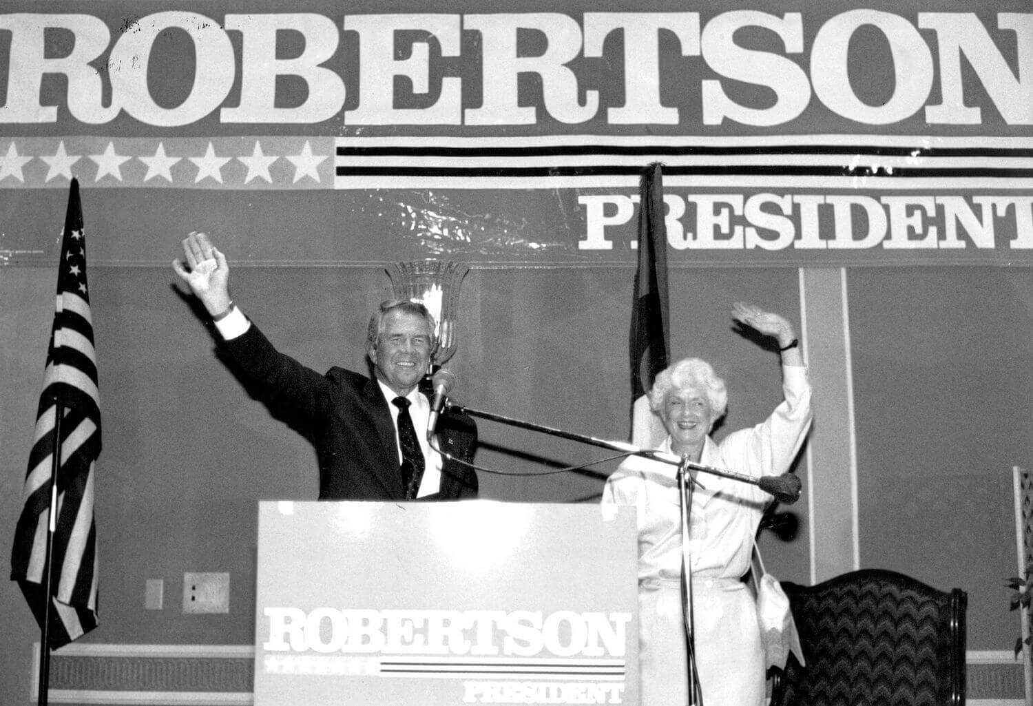 Pat Robertson and wife Dede Robertson waving during his presidential campaign