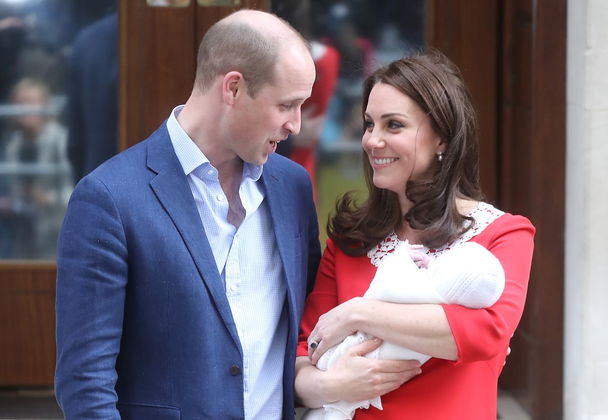 Prince William and Kate Middleton depart the Lindo Wing with their newborn son Prince Louis