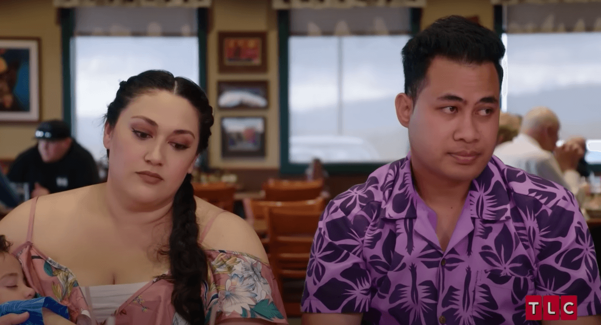 '90 Day: The Last Resort' cast member Kalani and Asuelu sitting in a restaurant