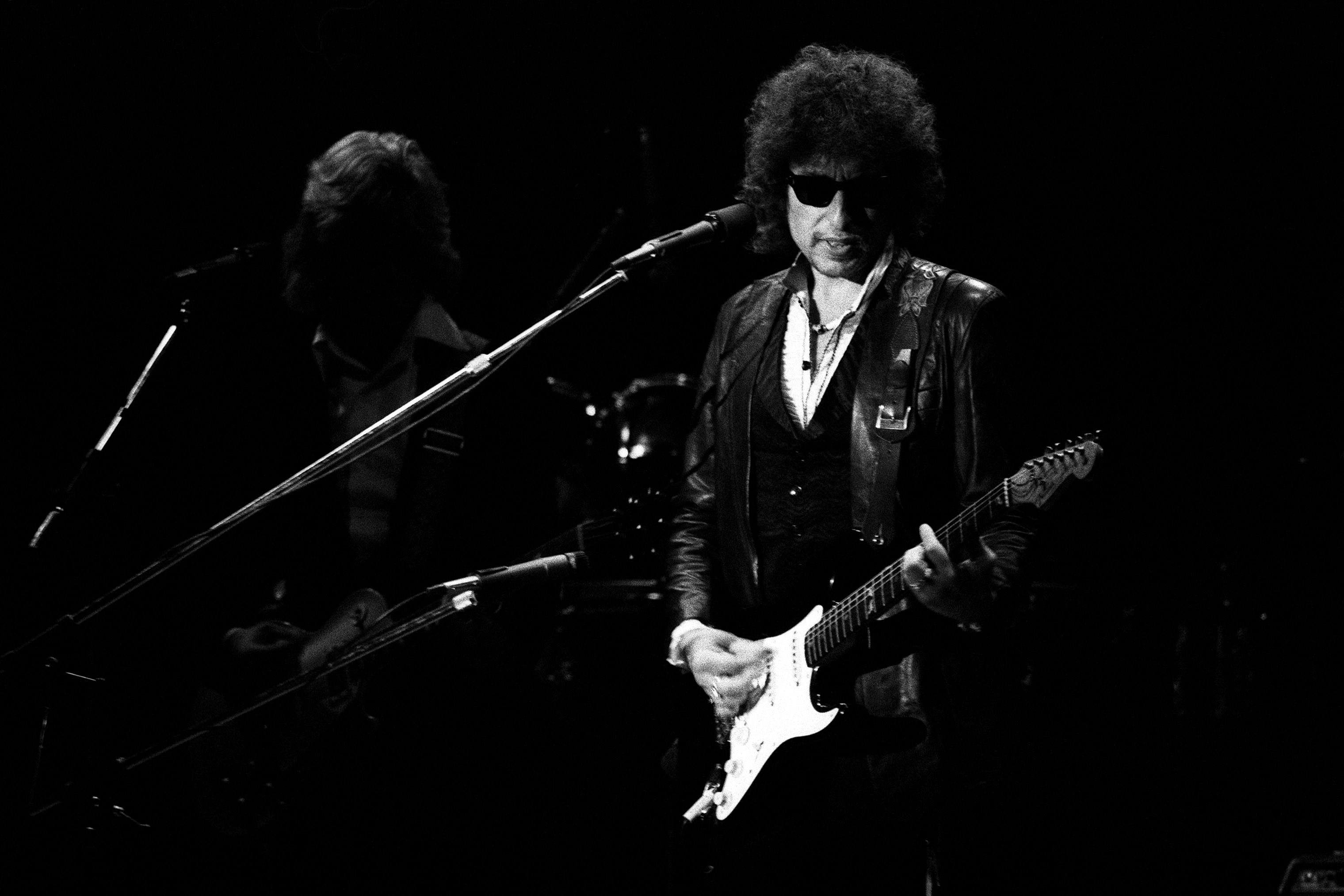 Bob Dylan performs in Paris, France in 1978