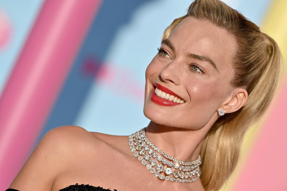 Margot Robbie attends the World Premiere of "Barbie" at Shrine Auditorium and Expo Hall on July 09, 2023 in Los Angeles, California