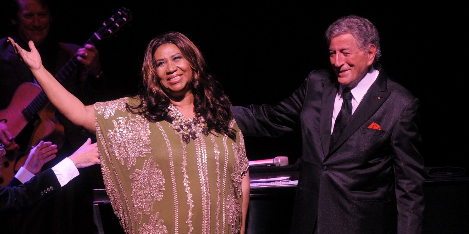 Aretha Franklin and Tony Bennett perform onstage during Tony Bennett's 85th Birthday Gala Benefit for Exploring the Arts at The Metropolitan Opera House on September 18, 2011 in New York City.