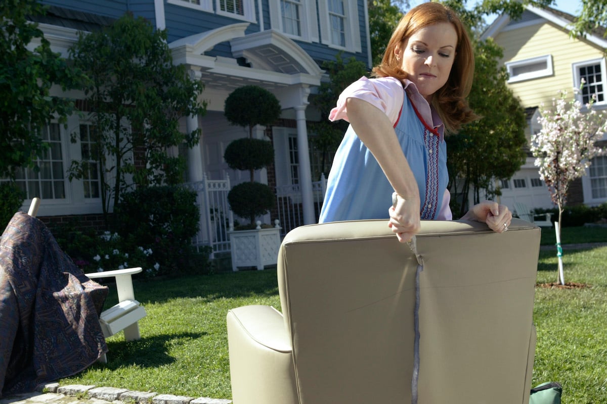 Marcia Cross as Bree cutting open a chair in 'Desperate Housewives'