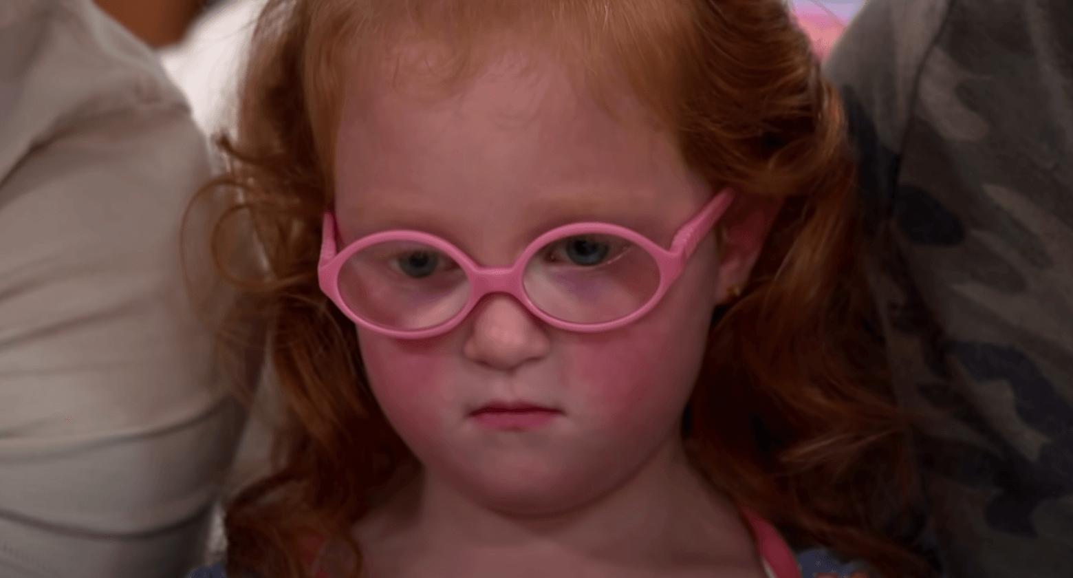 'OutDaughtered' star Hazel Busby wearing glasses for her eye condition