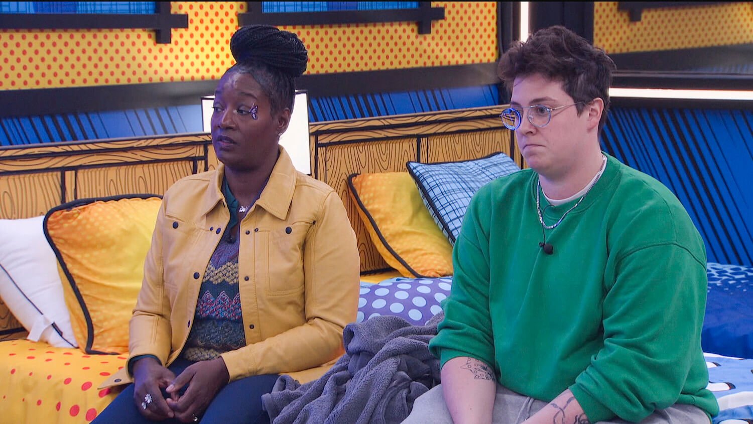 Cirie Fields and Izzy Gleicher sitting next to each other in 'Big Brother' 25