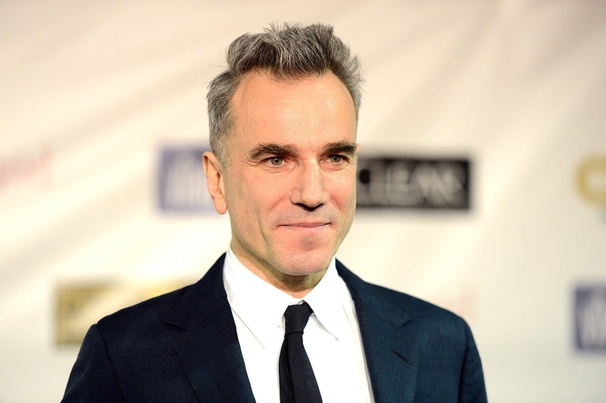 Daniel Day-Lewis posing at a press conference for the Critics' Choice Awards.