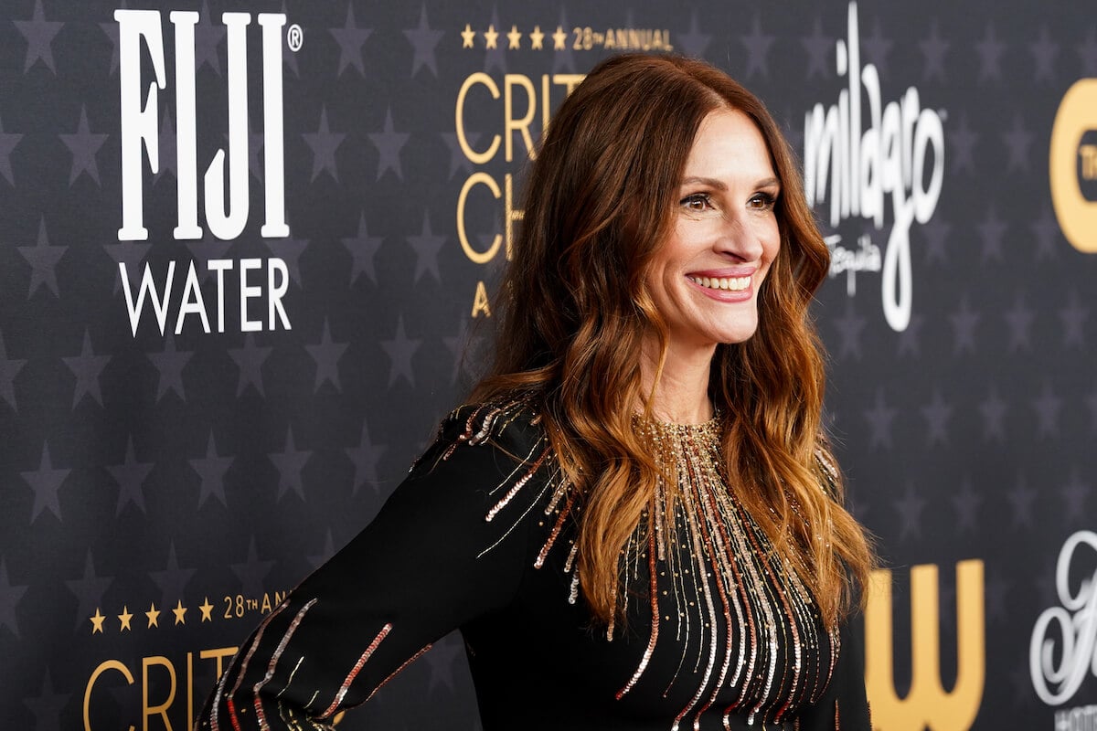 Julia Roberts, who bought a San Francisco home to protect her kids' privacy, smiles