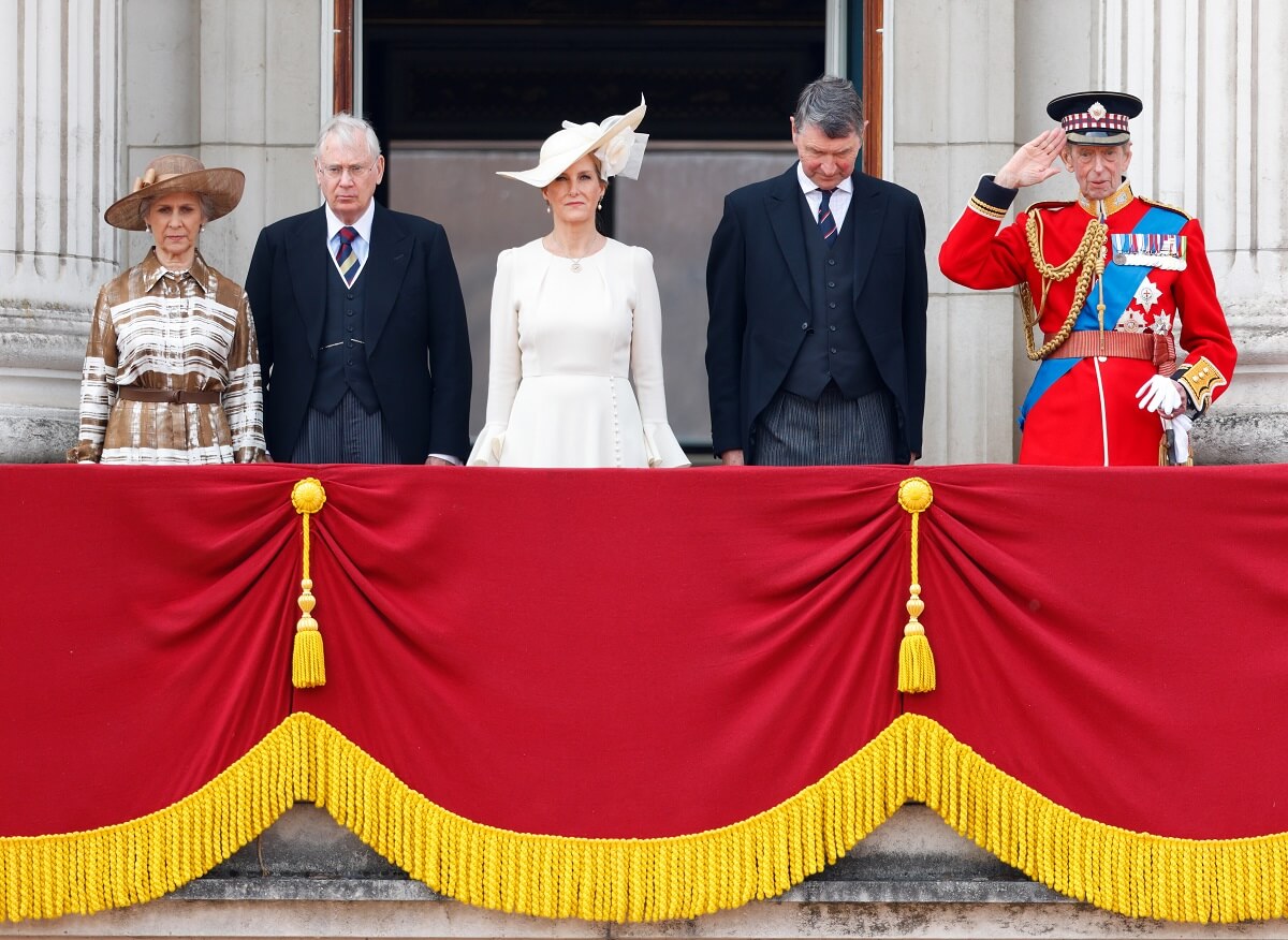 Birgitte, Duchess of Gloucester; the Duke of Gloucester; Sophie, Duchess of Edinburgh; Princess's Anne's husband, Timothy Laurence; and the Duke of Kent on the Buckingham Palace balcony