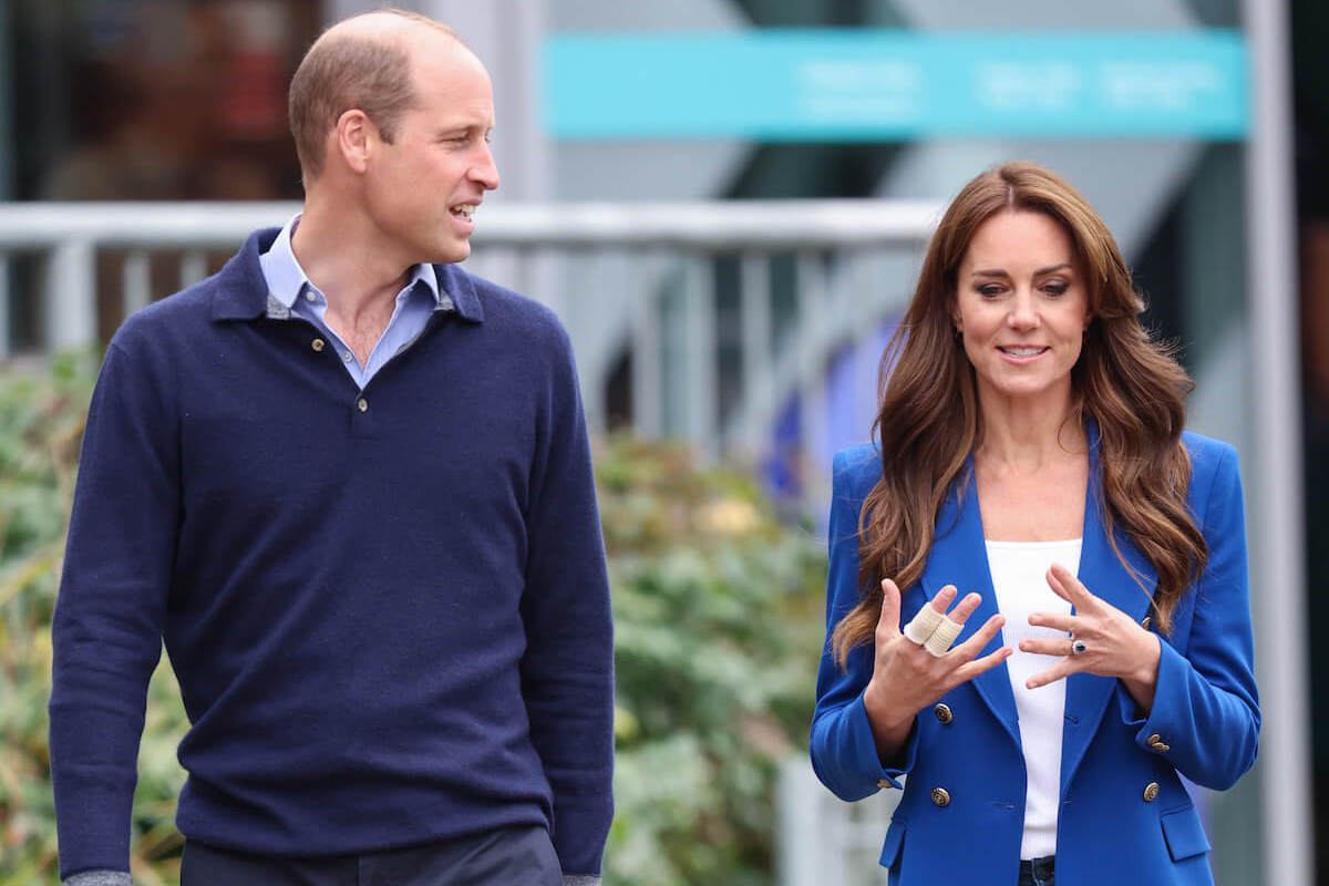 Kate Middleton, who shows her 'genuine' self via body language, walks with Prince William