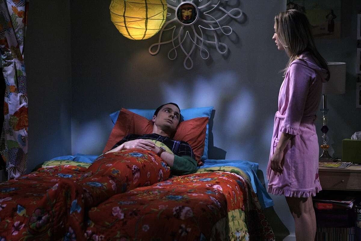 Penny helps Sheldon fall asleep at her apartmnt by singing 'Soft Kitty' to him in 'The Big Bang Theory'