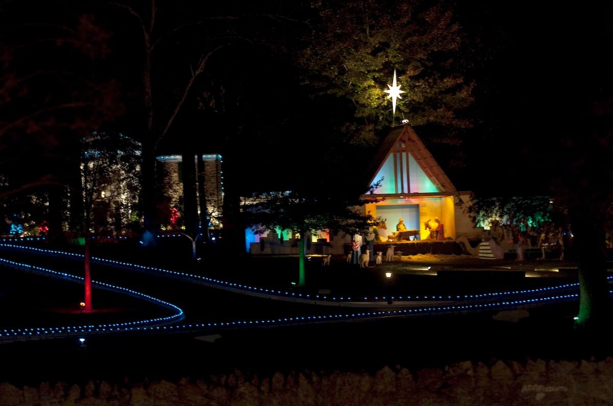 Grounds of Graceland at night at Christmas times