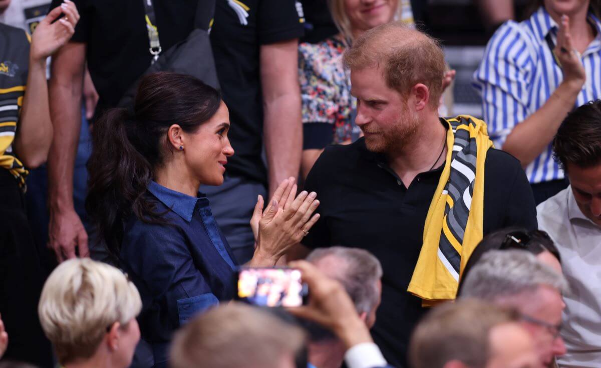 Meghan Markle and Prince Harry during the Mixed Team Gold Medal match between Team Colombia and Team Poland during Invictus Games Düsseldorf 2023