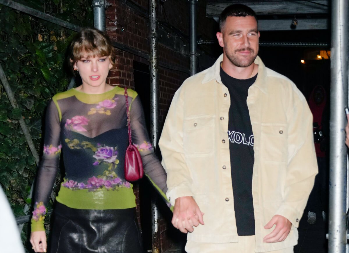 Taylor Swift and Travis Kelce have dinner at Waverly Inn on October 15, 2023 in New York City