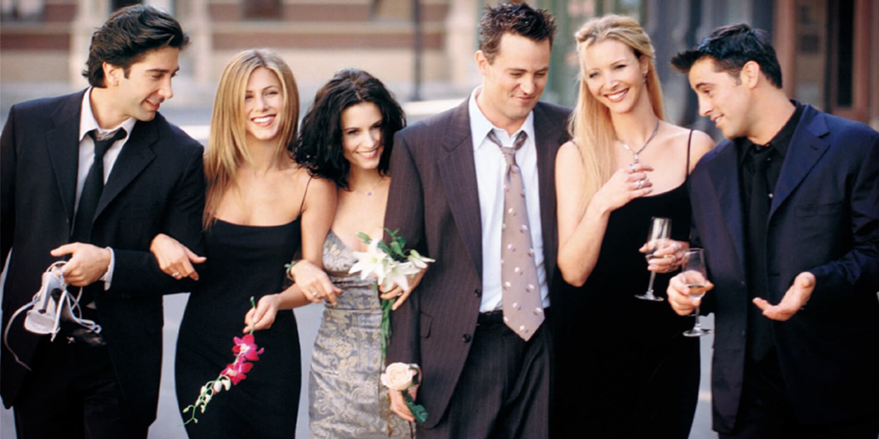 David Schwimmer, Jennifer Aniston, Courteney Cox, Matthew Perry, Lisa Kudrow, and Matt LeBlanc pose for a 'Friends' promotional photo.
