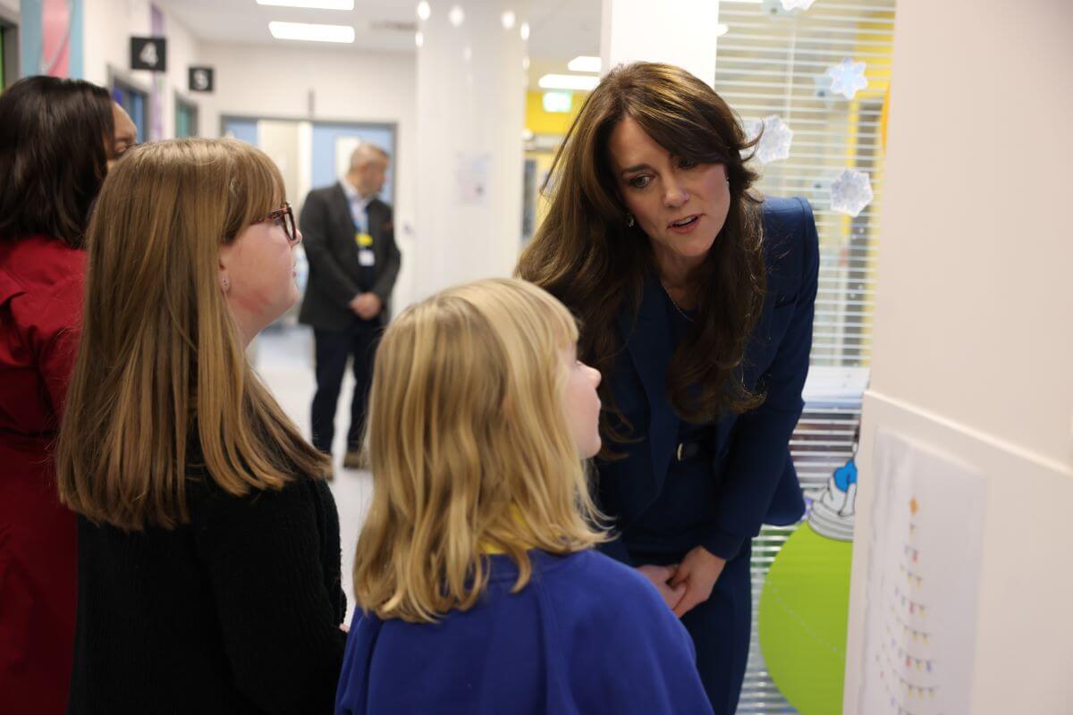 Kate Middleton talking to children during the opening of Evelina London's new children's day surgery unit