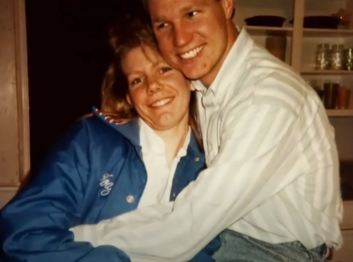 Meri Brown and Kody Brown hugging during their early marriage