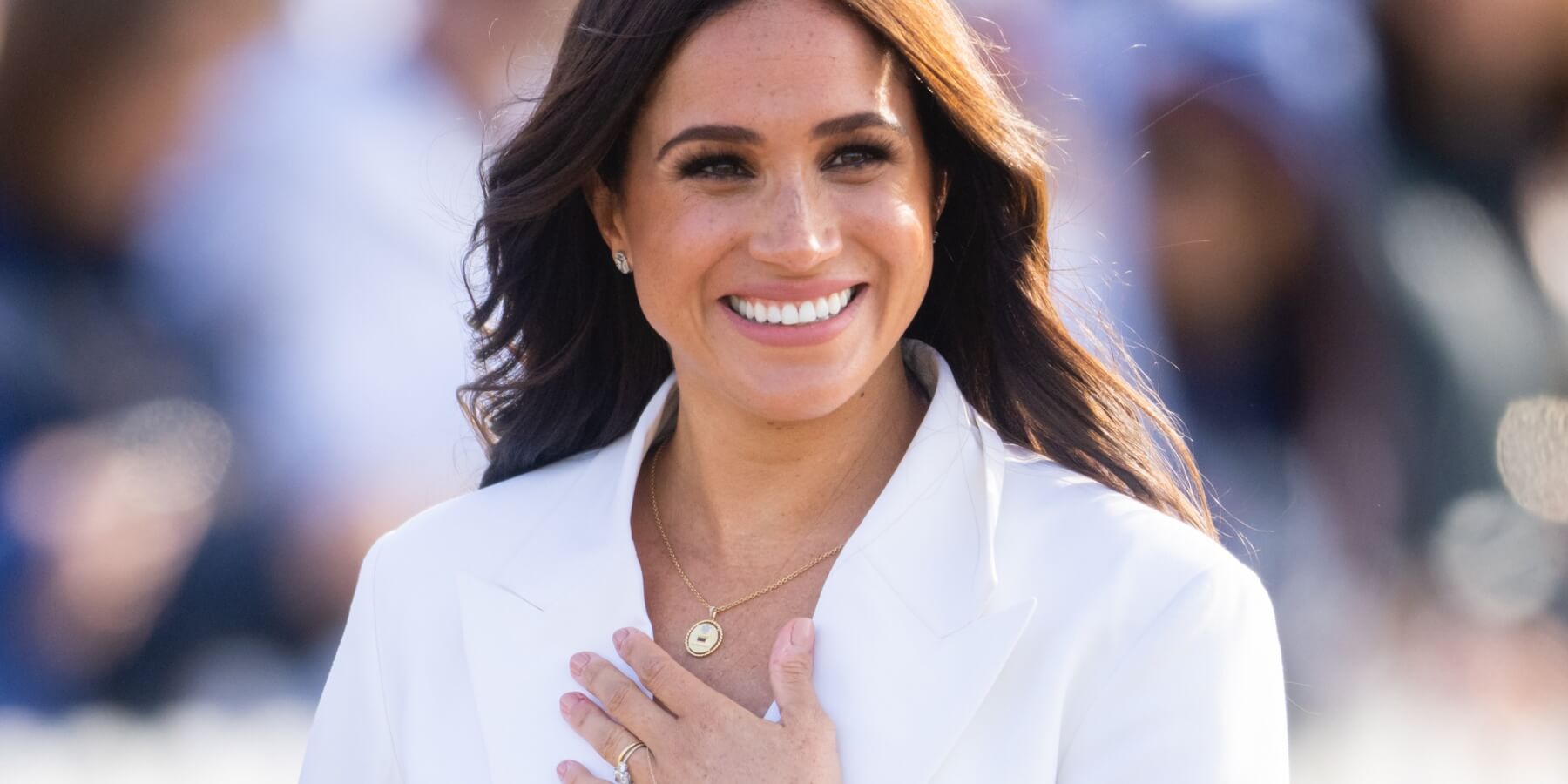 Meghan Markle's plays an intern in her newest acting gig.