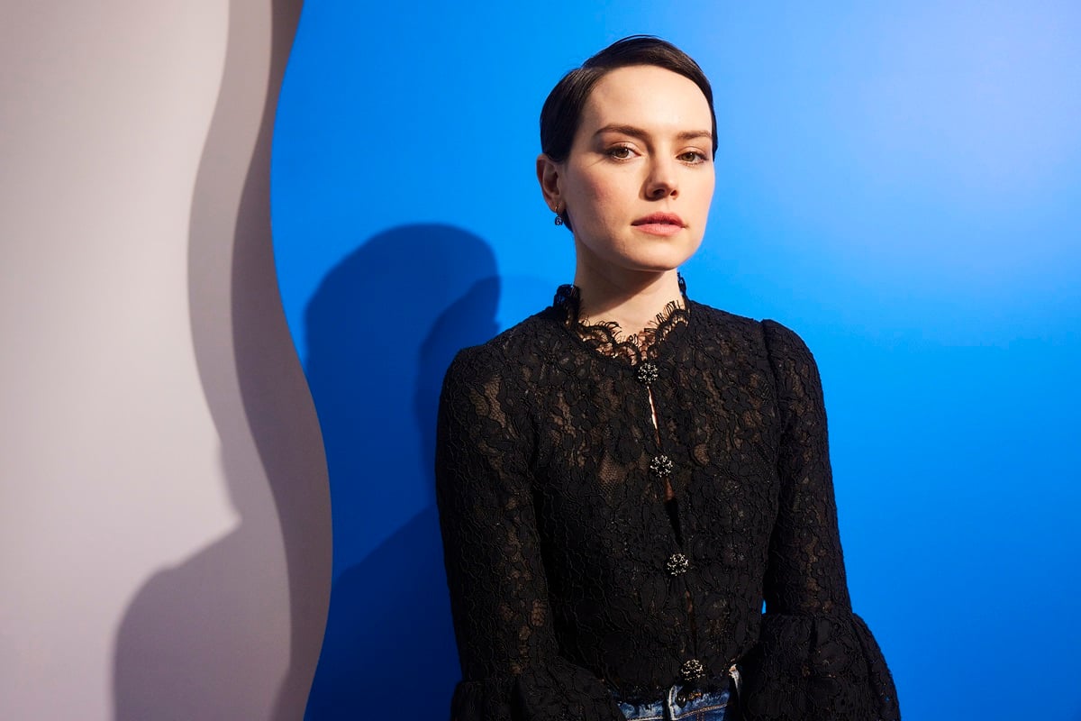 Daisy Ridley posing at the IMDb Portrait Studio at Acura Festival Village.