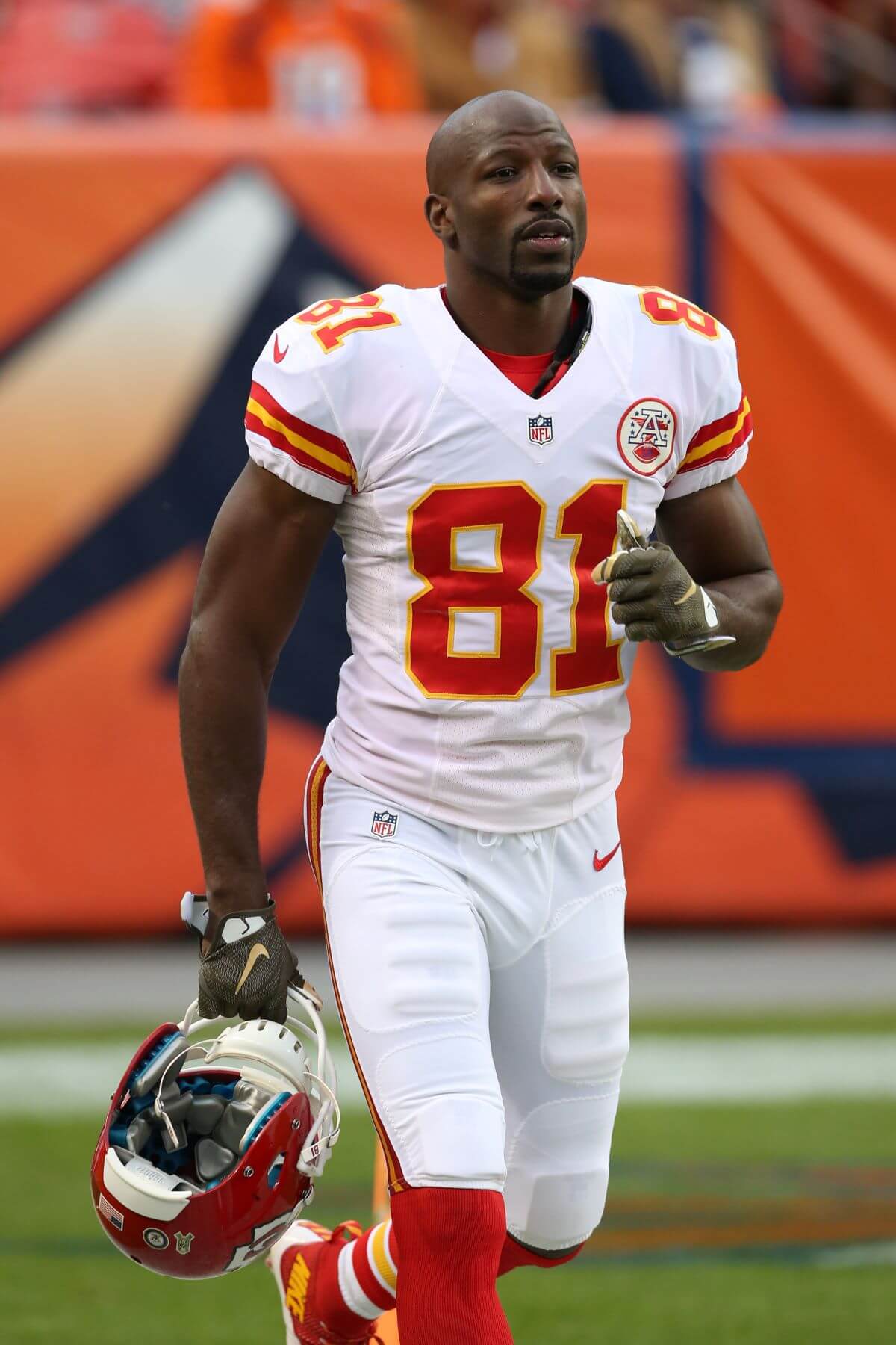 Jason Avant looks on during a game against the Denver Broncos