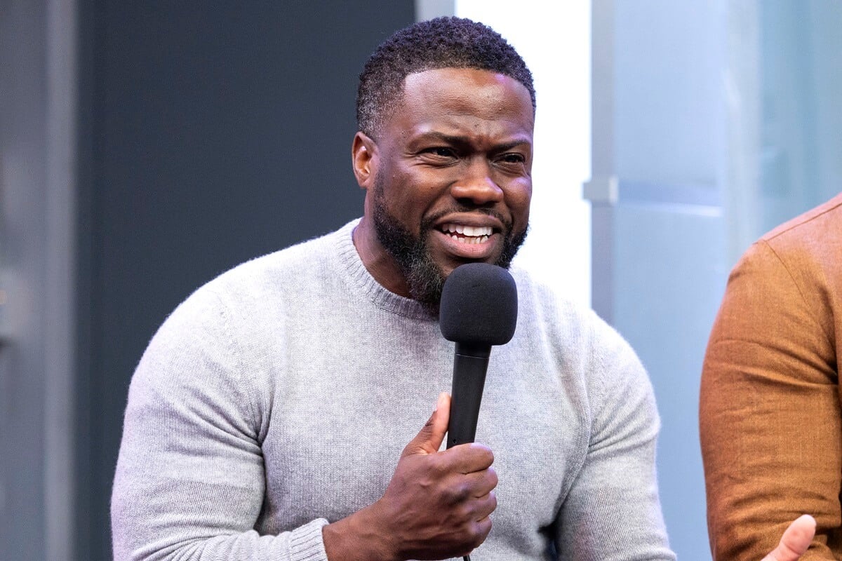 Kevin Hart sitting down talking about 'Lift' at Sirius XM.