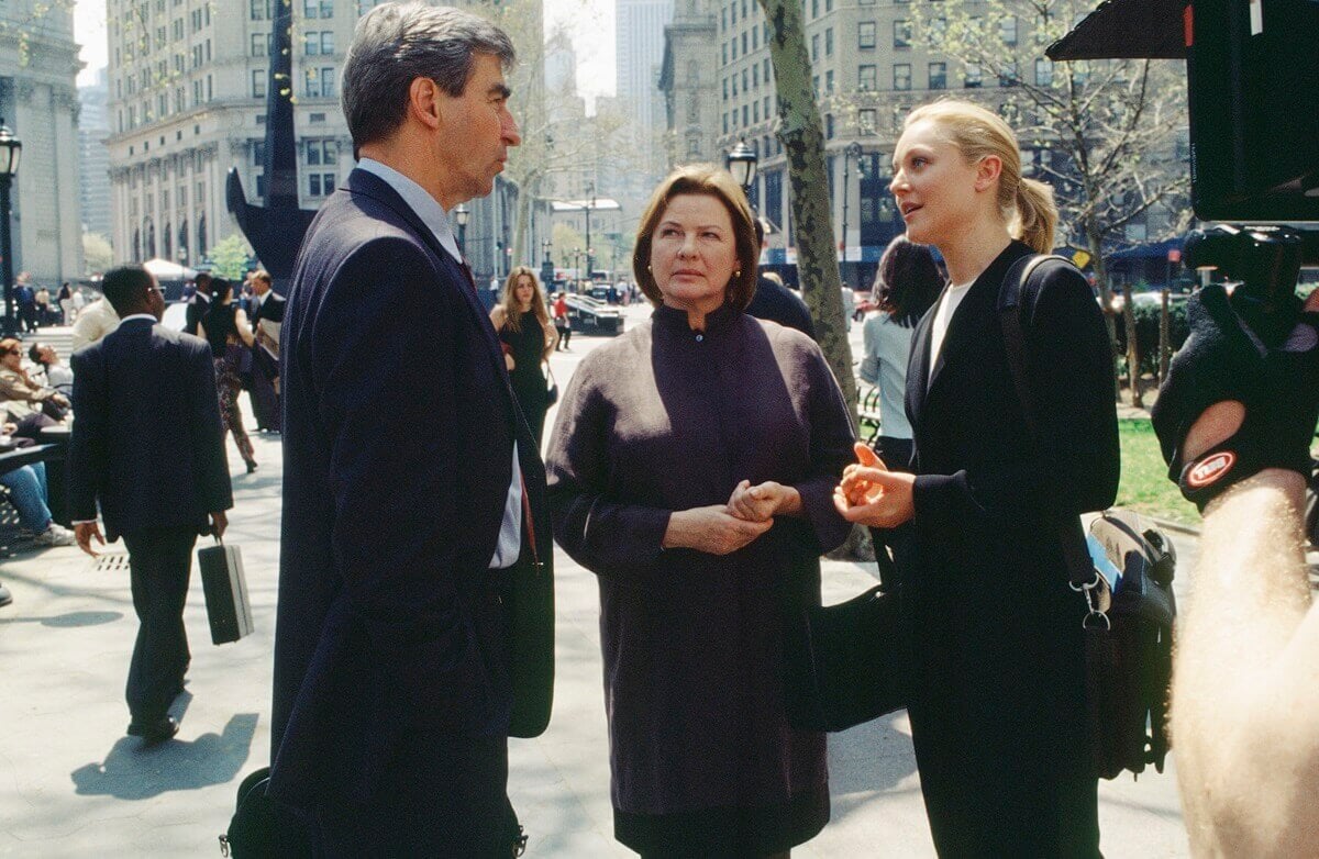 Elisabeth Rohm facing Sam Waterson and Dianne Wiest as they play their 'Law and Order' characters.