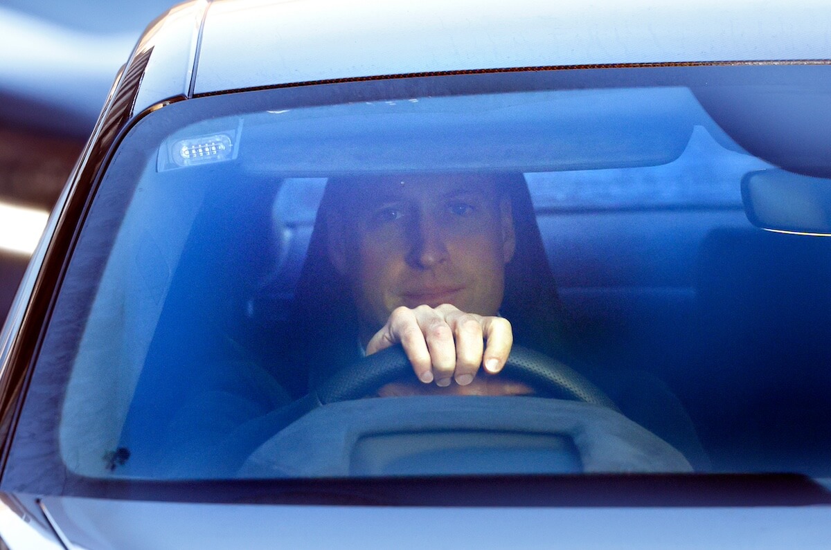 Prince William seen leaving the hospital after visiting Kate Middleton