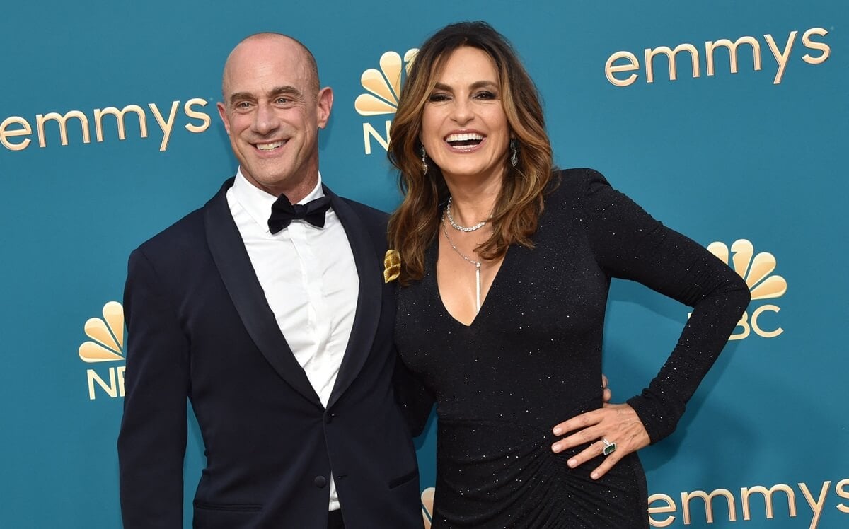 Chris Meloni and Mariska Hargitay posing alongside each other at the Emmys.