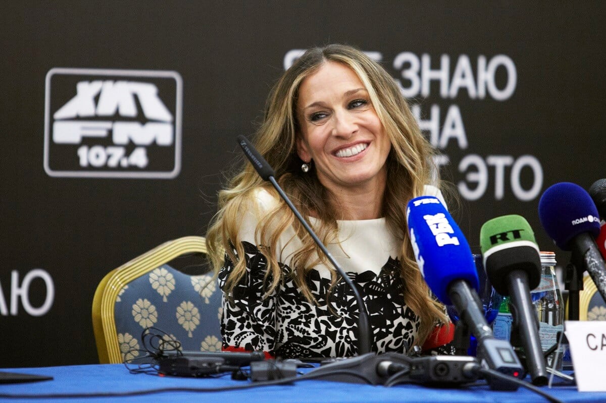 Sarah Jessica Parker speaking at a the press conference of the movie "I Don't Know How She Does It".