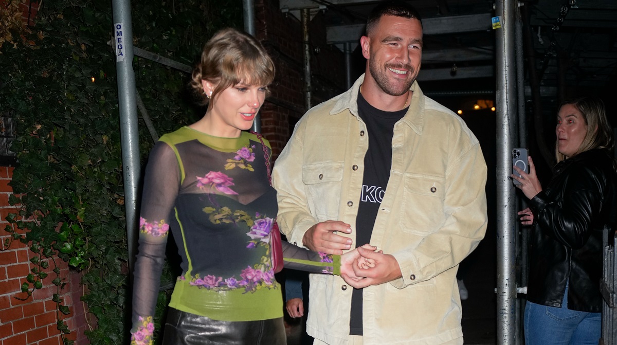 Taylor Swift and Travis Kelce have dinner at Waverly Inn on October 15, 2023 in New York City