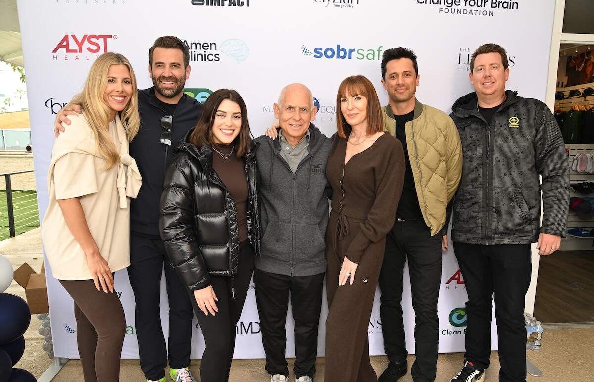 Jason Wahler, Ashley Wahler, Tay Lautner, Dr. Daniel Amen, Tana Amen, Stephen Colletti pose for a photo together during the charity pickleball tournament