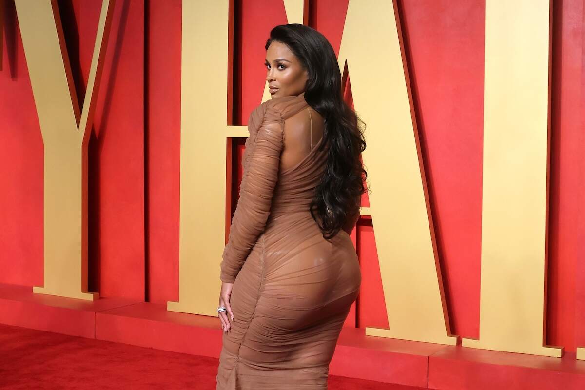 Singer Ciara poses for photos at the 2024 Vanity Fair Oscar Party three months after the birth of her fourth child