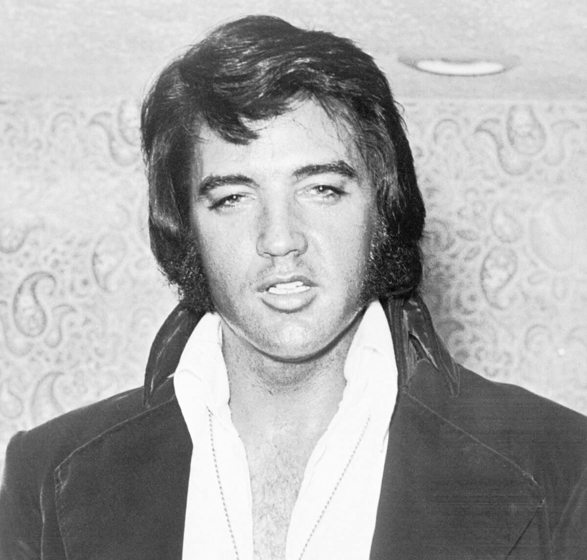 Elvis’ Entourage Had to ‘Con Him’ Into Bathing