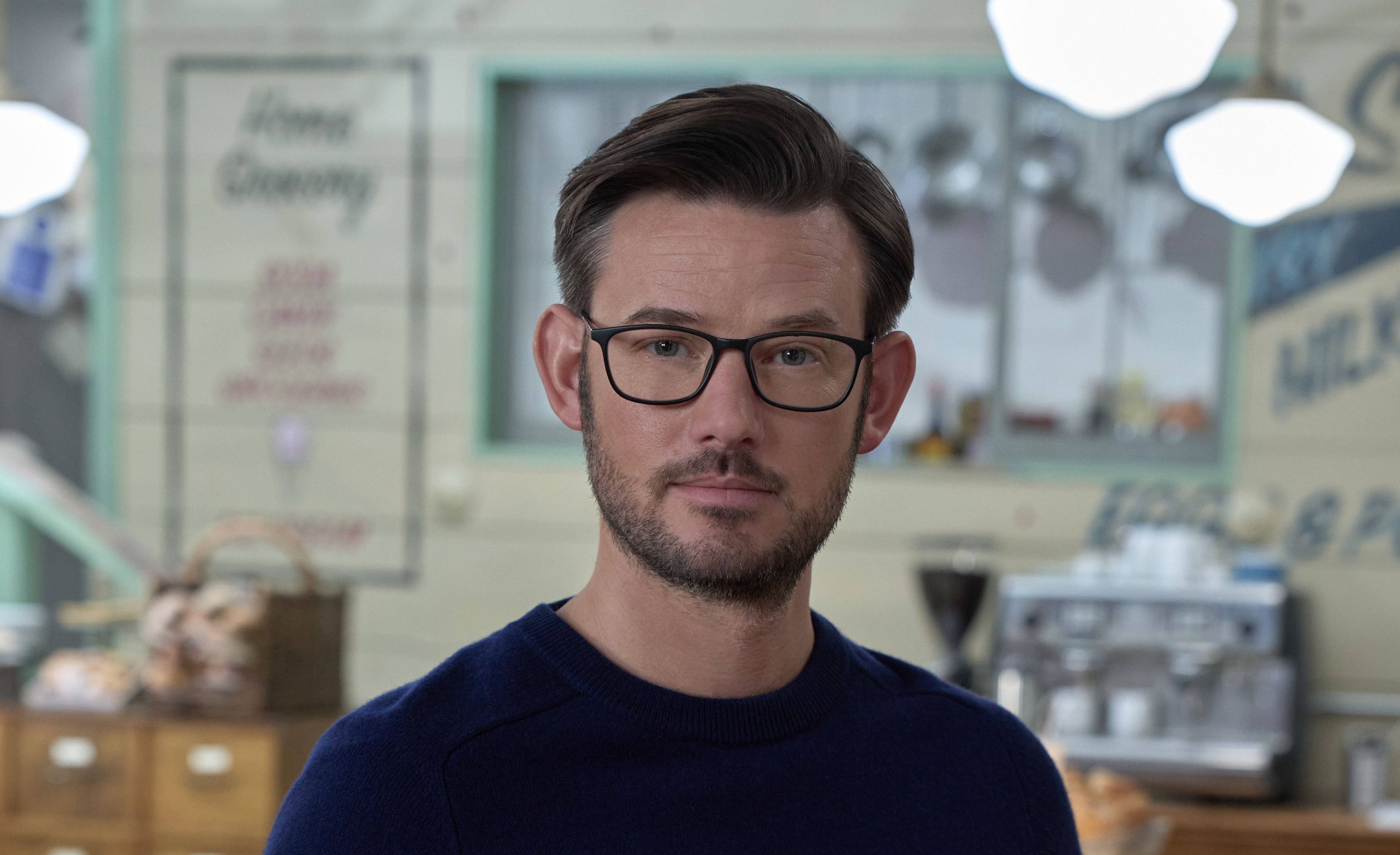 Evan Williams, wearing glasses, in 'The Way Home' Season 2 finale