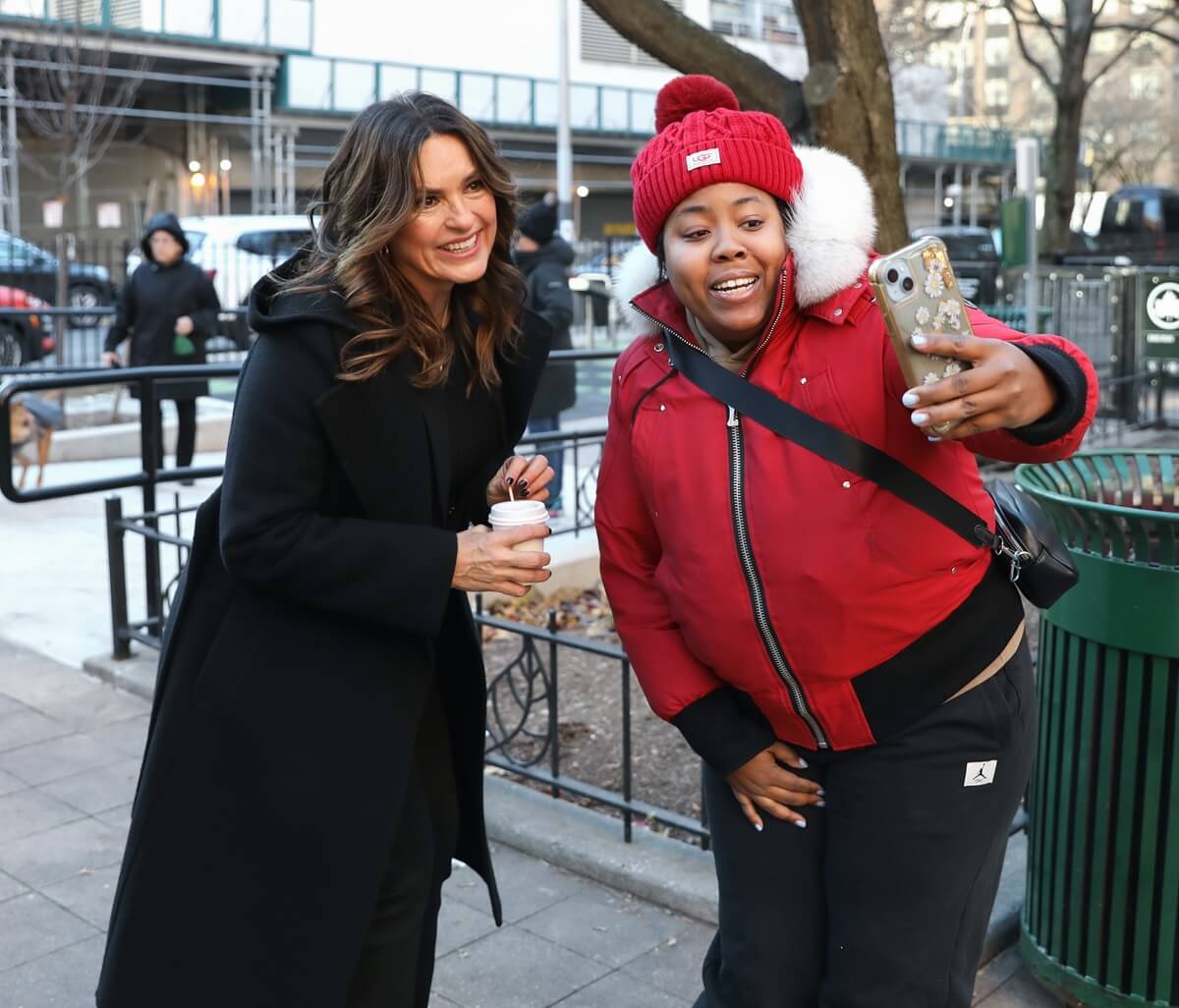 Mariska Hargitay is seen filming at the "Law and Order: Special Victims Unit" set,