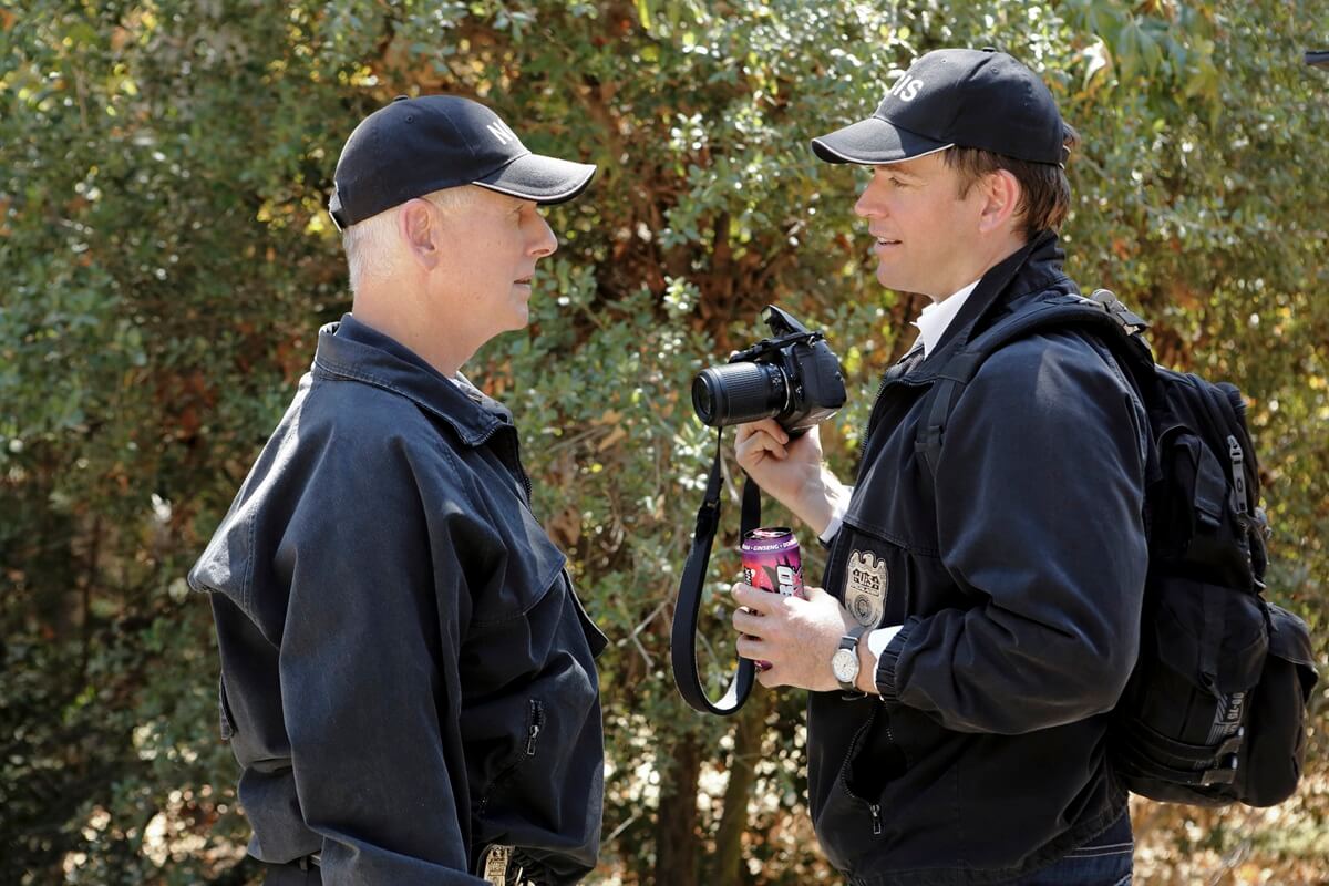 Mark Harmon looking at Michael Weatherly in an episode of 'NCIS'.
