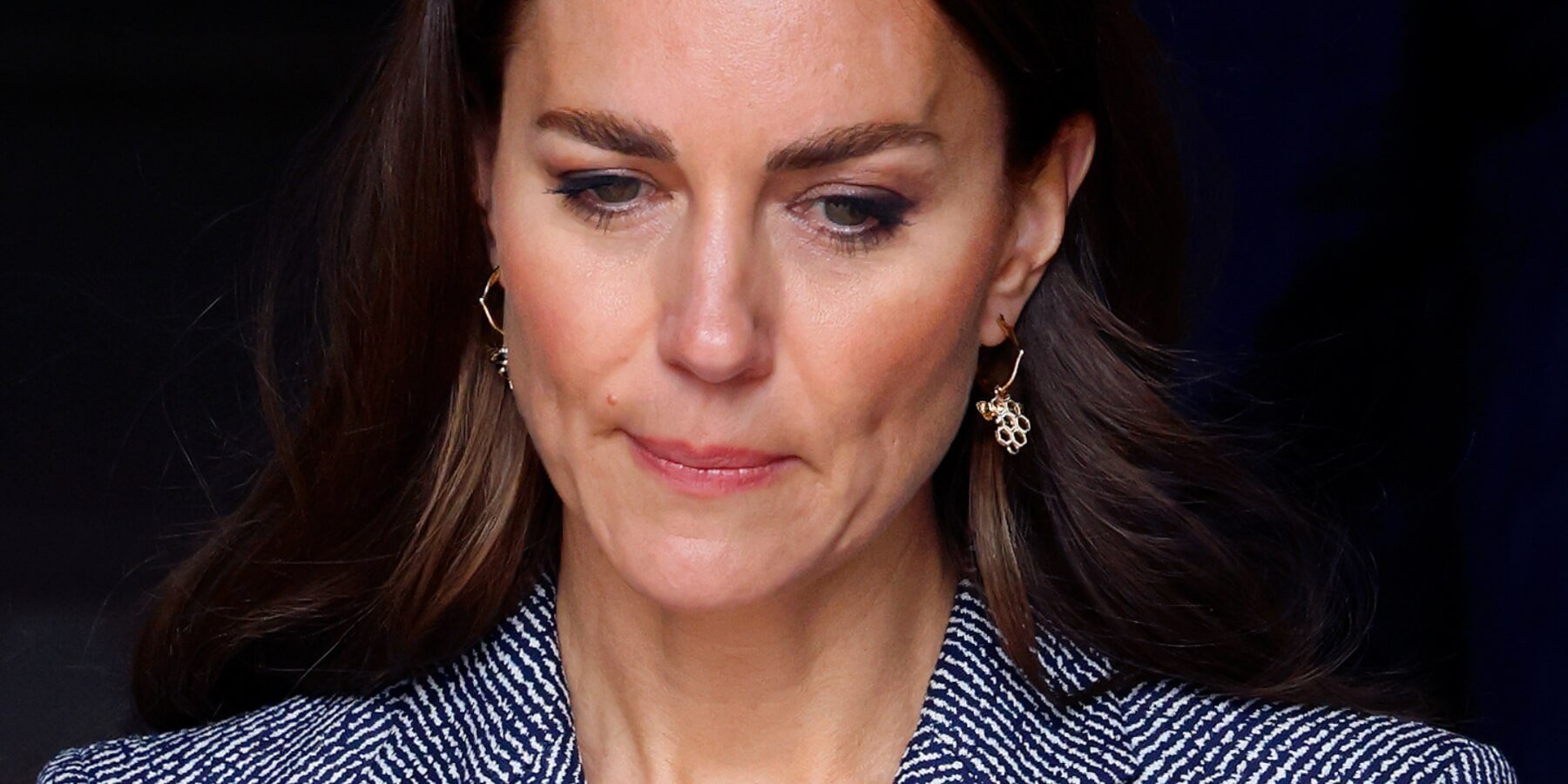 Kate Middleton is 'taking the fall' for royal family photo editing mishap says commentator