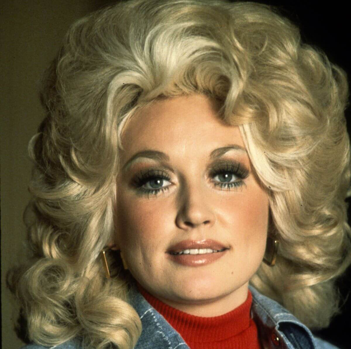 Dolly Parton Made The Painful Decision To Fire Her Best Friend