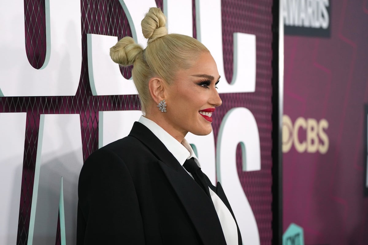 Gwen Stefani posing at the 2023 CMT Music Awards at Moody Center.