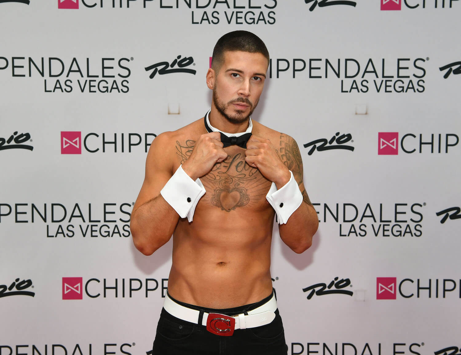 'Jersey Shore: Family Vacation' star Vinny Guadagnino shirtless at a Chippendale event