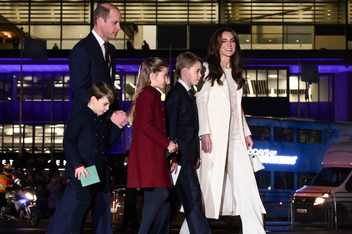 Kate Middleton and Prince William, who aren't discussing cancet Anmer Hall, with their children, alongside Prince George, Princess Charlotte, and Prince Louis, in December 2023.