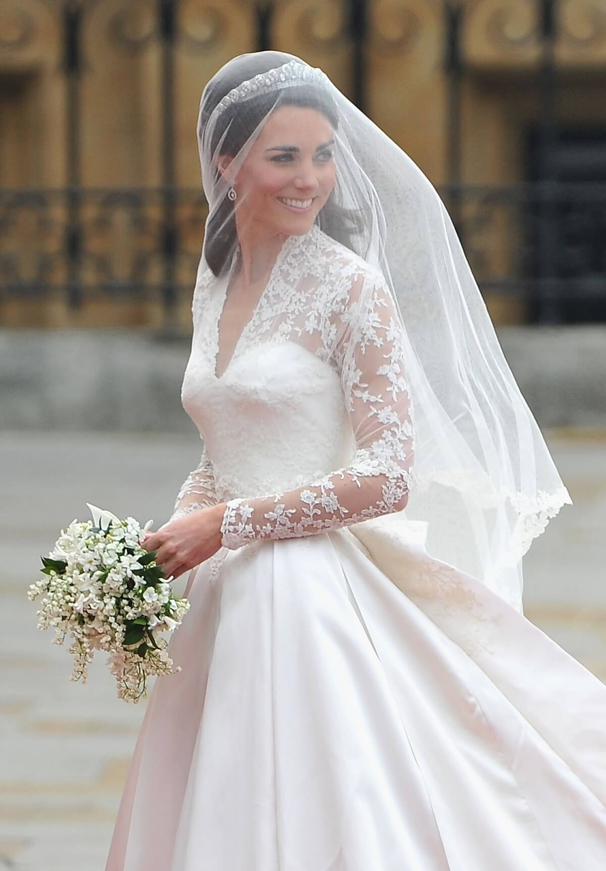 Kate Middleton arrives at Westminster Abbey for her royal wedding to Prince William