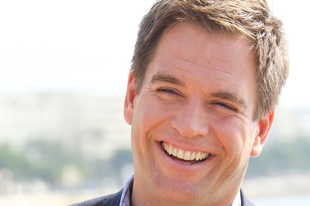 Michael Weatherly smiling at a photocall for 'NCIS'.