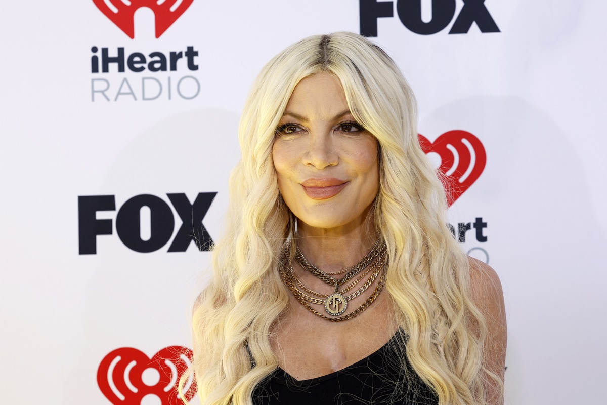 Tori Spelling attends the 2024 iHeartRadio Music Awards at Dolby Theatre on April 01, 2024 in Hollywood, California