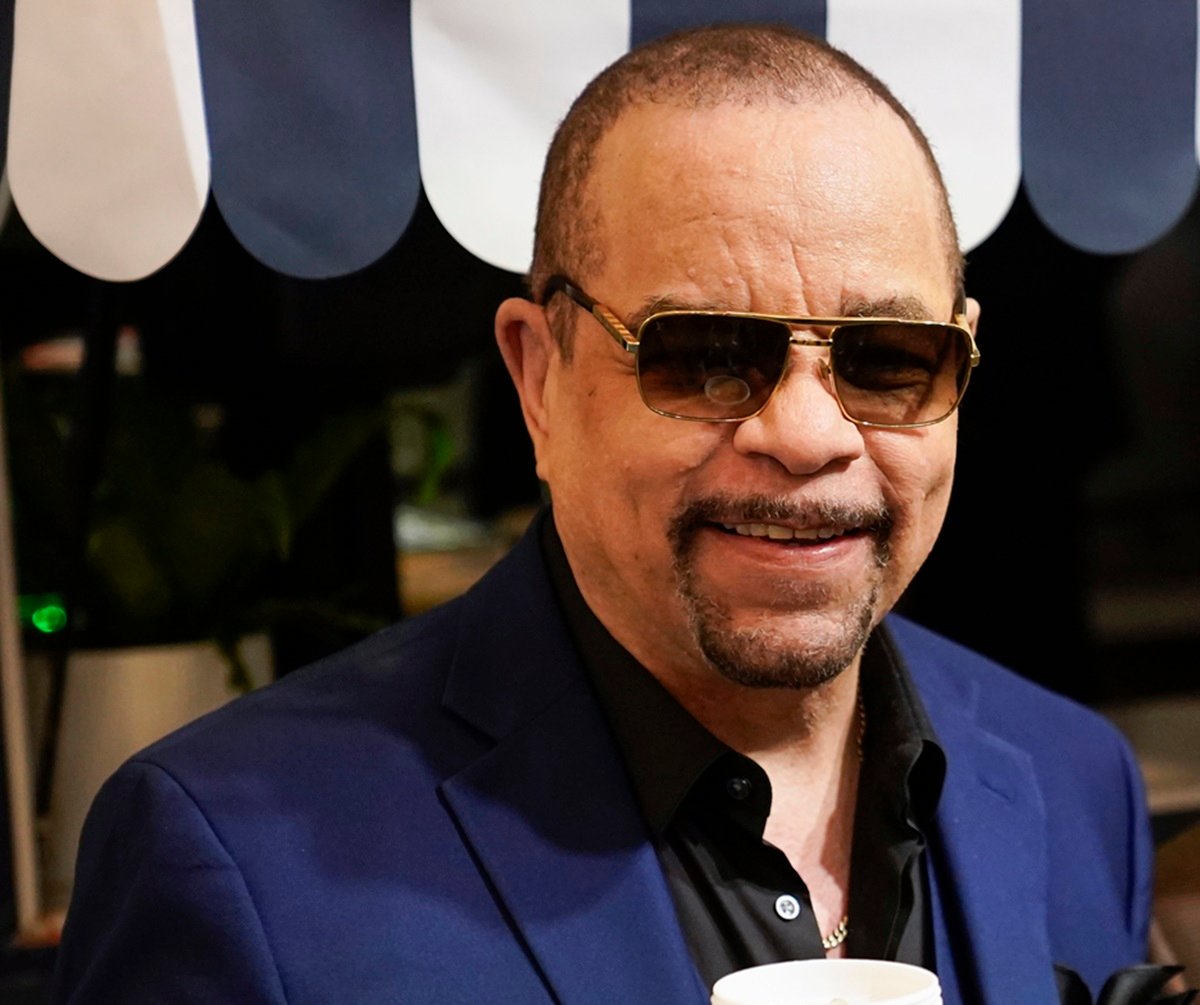 Ice-T appears at Rockefeller Plaza