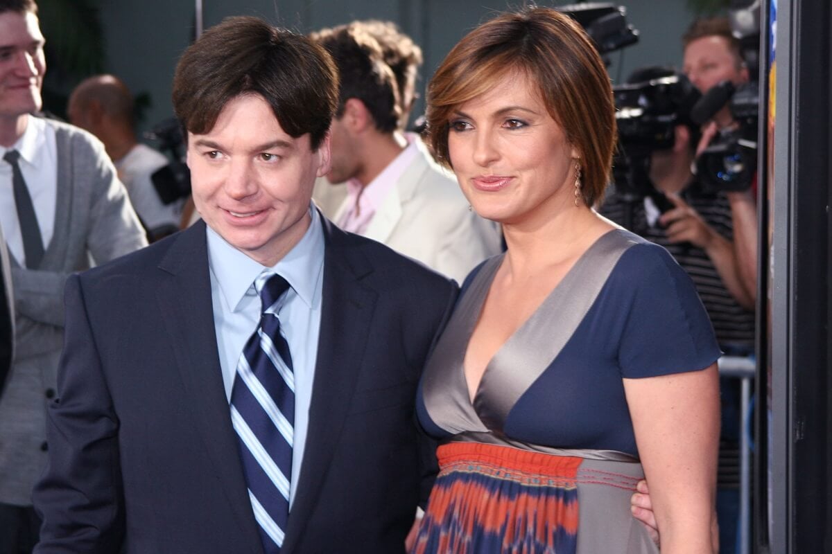 Mike Myers and Mariska Hargitay posing together at the premiere of 'The Love Guru'.