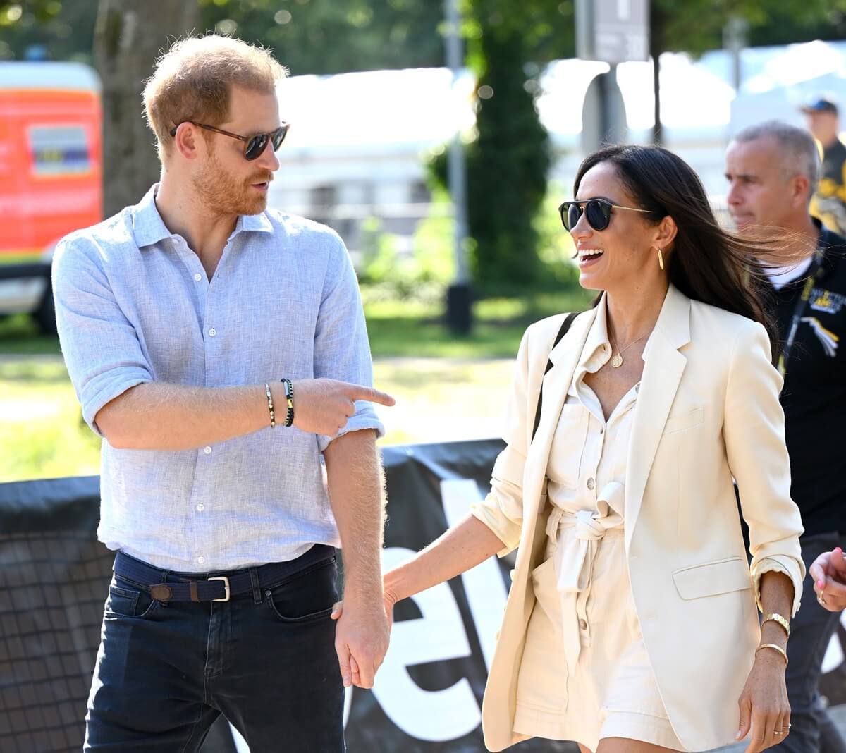 Prince Harry and Meghan Markle attend the cycling medal ceremony at the Invictus Games Düsseldorf 2023