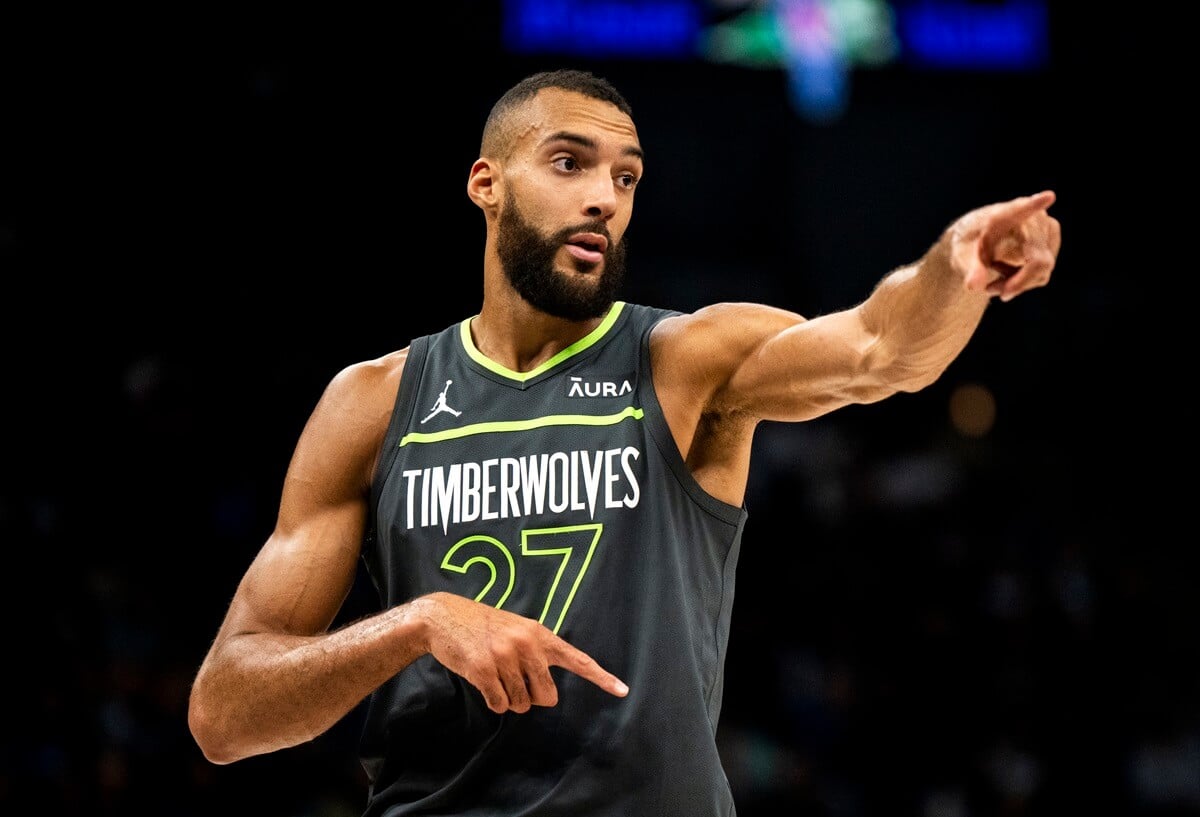 Rudy Gobert of the Minnesota Timberwolves gestures to a teammate during a game against the Houston Rockets