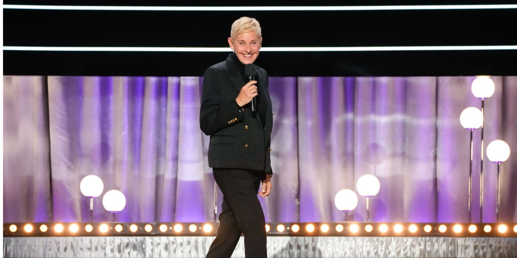 Ellen DeGeneres' body language doesn't align with her recent statements about the end of the 'Ellen Show'